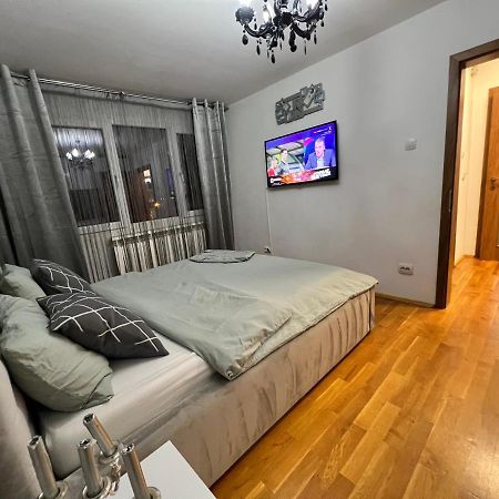 Debo Apartament 卢戈日 外观 照片