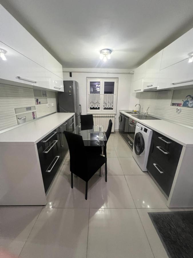 Debo Apartament 卢戈日 外观 照片